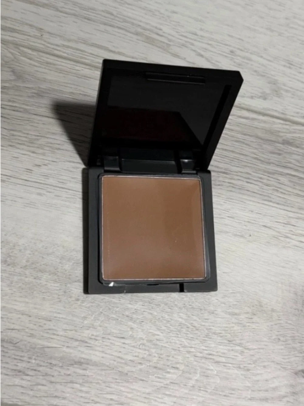 DefianceBeauty Satin Sovereign Bronzer - Brown